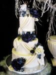 WEDDING CAKE 581